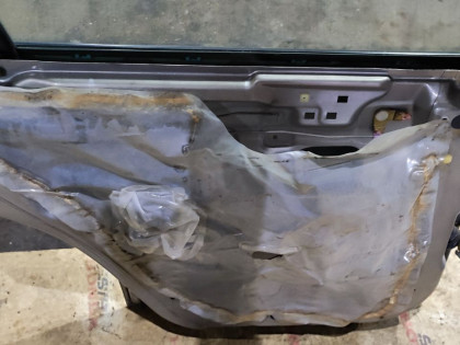 Дверь задняя