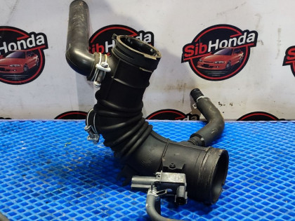 Патрубок воздушного фильтра