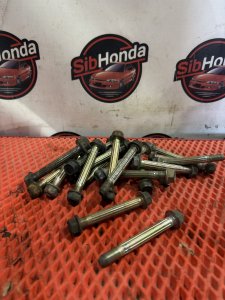 Болт подвески 12X98 90121-S0A-000 HONDA ACCORD TORNEO