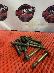 Болт 10X81 задней подвески 90182-S84-A00 HONDA ACCORD TORNEO