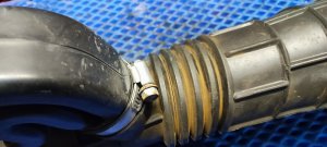 Патрубок воздушного фильтра HONDA ODYSSEY OEM 17228-PFV-000 RA6 2001