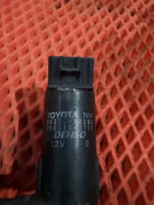 Насос бачка стеклоомывателя 85330-10280 TOYOTA CAMRY