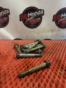 Болт подвески 12X84 90118-S0A-000 HONDA TORNEO